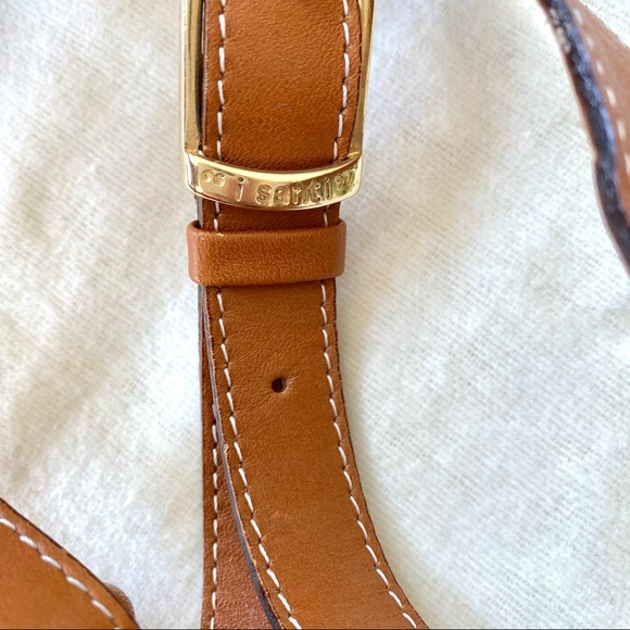 🥳🎉HOST PICK🎉🥳i santi Leather Saddle Bag - Picture 5 of 10